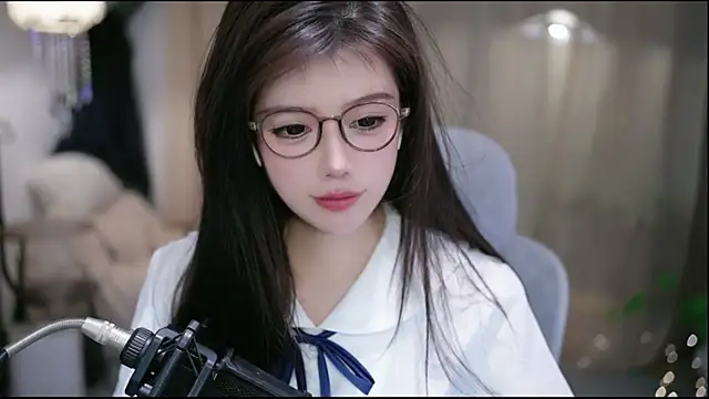 Cecily: онлайн-секс-чат