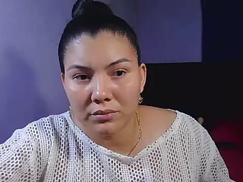 Violetta-Helena live XXX chat