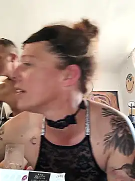 xelyber Chat XXX in diretta