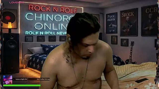 Živý XXX chat chino_roz