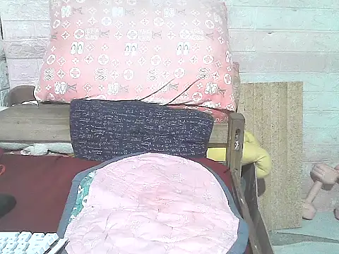 ur_obsession55 live XXX chat