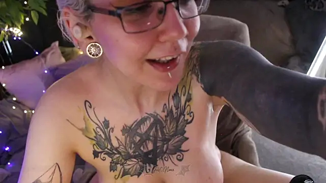 Czat XXX na żywo – Just_Nona