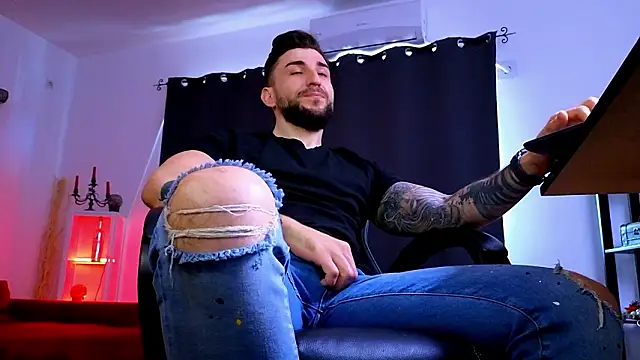 MightyAaron66: απευθείας συνομιλία ΧΧΧ