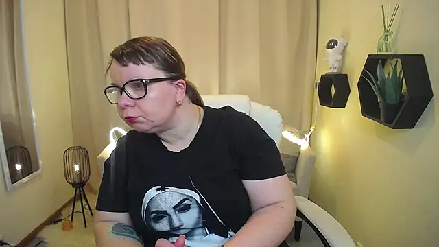 BonnnyBoobsy: вебкам-шоу