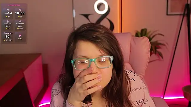 Ariell_Mini 即時 XXX 聊天