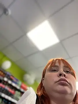 SweetCuteGirls1023 即時 XXX 聊天