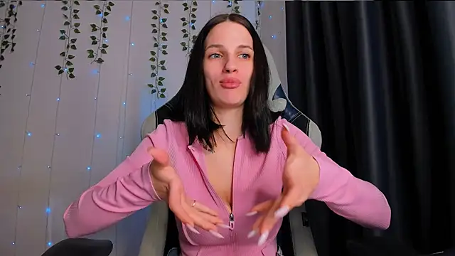 KarlaSim 即時 XXX 聊天