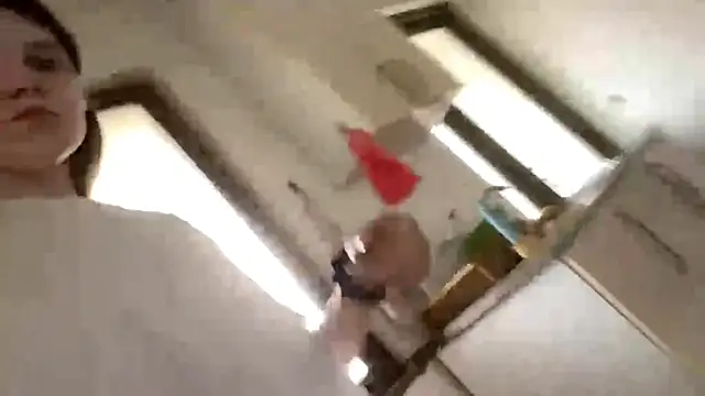 Chat +18 de ClarencePoggio ao vivo