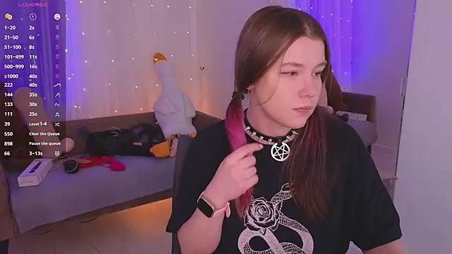 Mira_Falls: онлайн-секс-чат