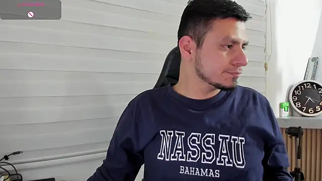 Rick_Adams: διαδικτυακό σόου στην κάμερα