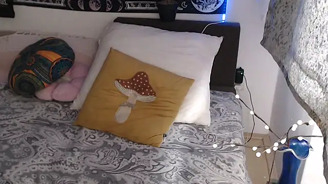 Онлайн чат XXX AlienforTwenty