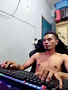 UcEng_Lab Live XXX-Chat