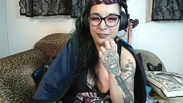 Missy-Dee's Live XXX Chat