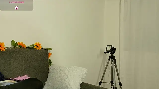 lunitaa0 Adlı Modelin Canlı XXX Sohbeti