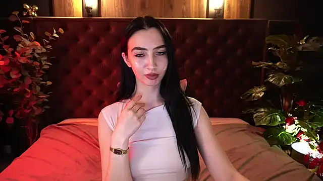 XXX chat uživo modela WildKittenX_
