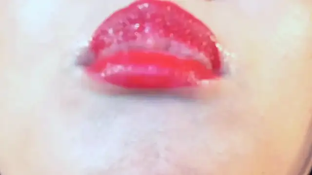 NatsumiHun Show in webcam