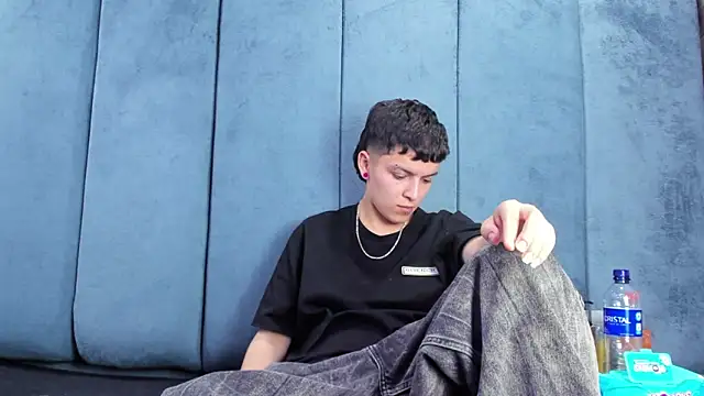 Megan_Thompson_: απευθείας συνομιλία ΧΧΧ