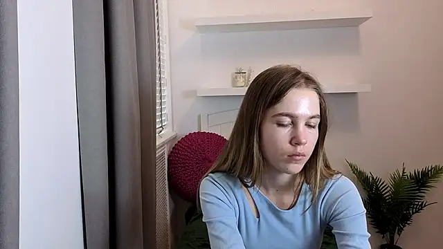 Just_L0VE_me live XXX chat