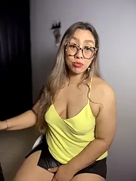 Im_sophiie 现场XXX聊天