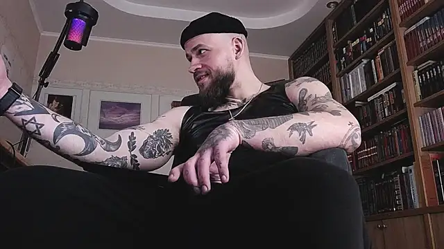 Онлайн чат XXX FindomJason