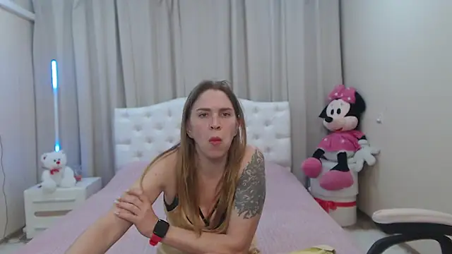 TessaDaybreak's Live XXX Chat