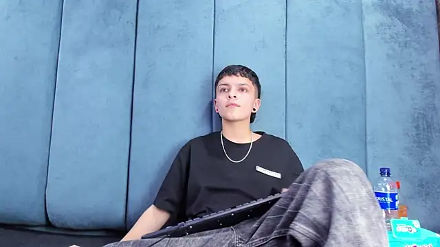 Megan_Thompson_ Chat XXX in diretta