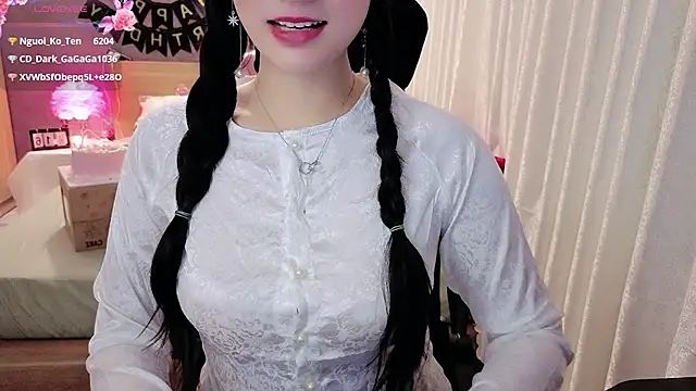 Онлайн чат XXX JENNIE-16