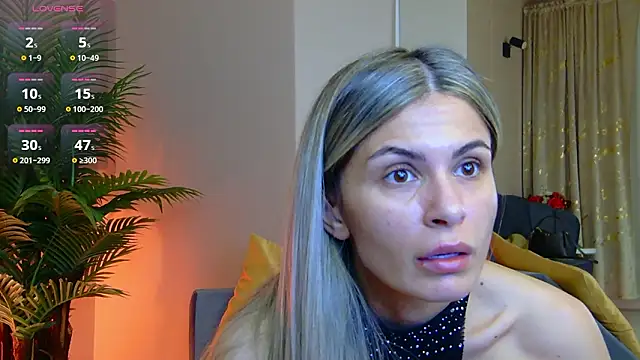 Avril_Cyrus Live XXX-chat