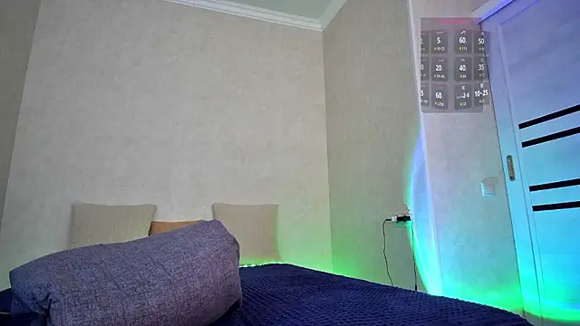 Roseaa: онлайн-секс-чат