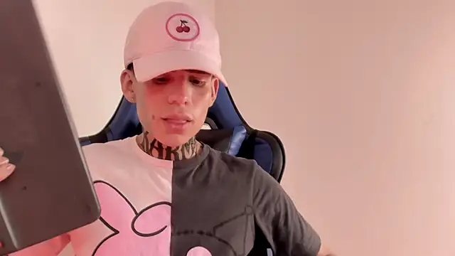 Angelcumm_: απευθείας συνομιλία ΧΧΧ