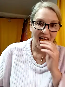 irinamaux 即時 XXX 聊天