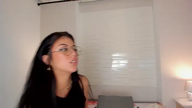 GabbyOwenn – Naživo XXX chat