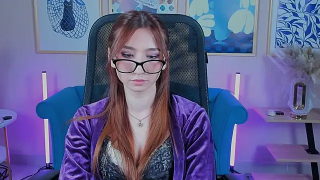 Chat +18 de Karen__davis ao vivo