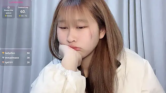 Živý XXX chat D-Dandan