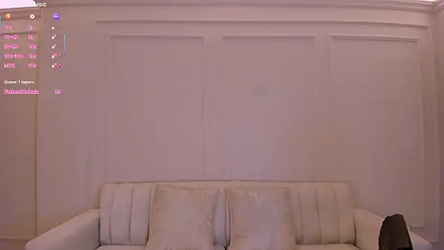 TaraLawrence Live XXX-chat