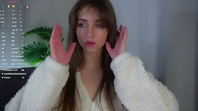 ClarineCasebolt's Live XXX Chat