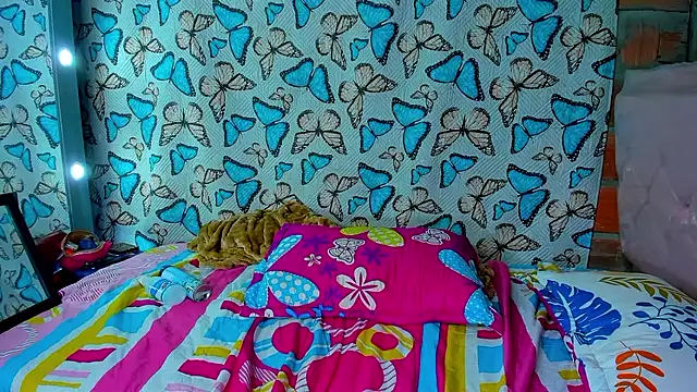 Онлайн чат XXX lucianabigcockxx