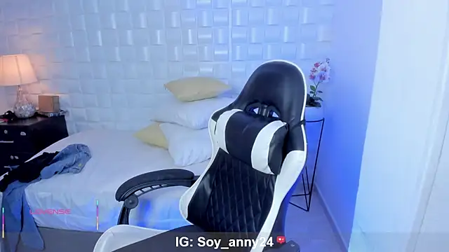 anny_rouse24: онлайн-секс-чат