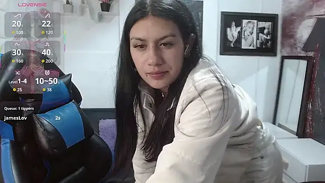 gigi_gilt_: онлайн-секс-чат