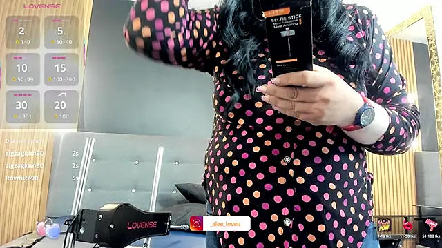 Andre_cloefoxx_ élő XXX-chatje