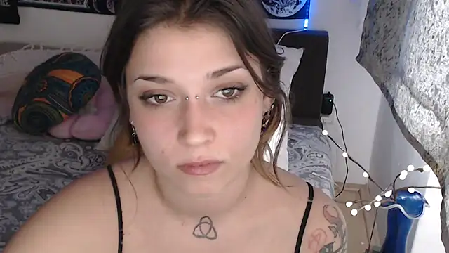 Онлайн чат XXX AlienforTwenty