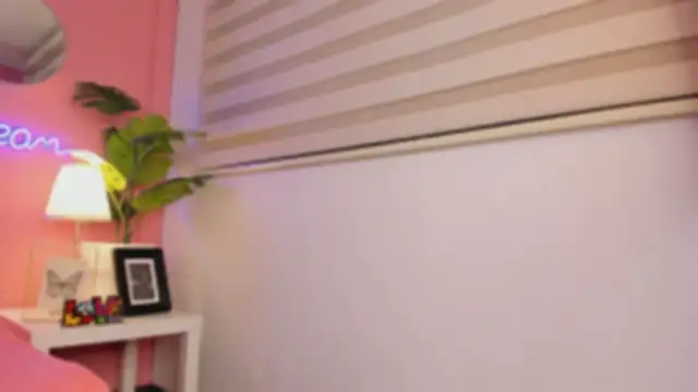 SoySaraa: онлайн-секс-чат