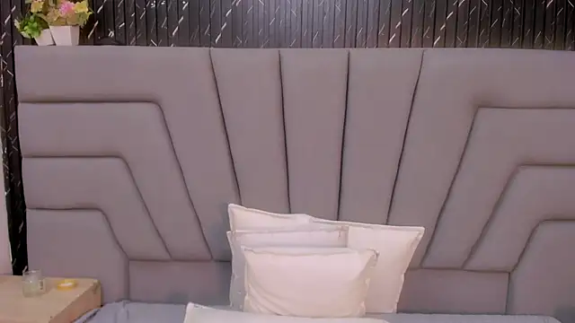 NaomiSteward Live XXX Chat