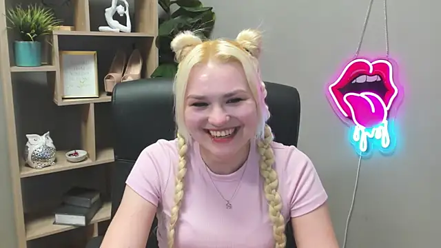 SweetLilyxo 即時 XXX 聊天