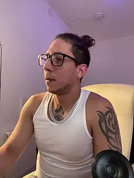 TitanNoir Webcam show