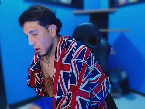 Thonixxx_mr: онлайн-секс-чат