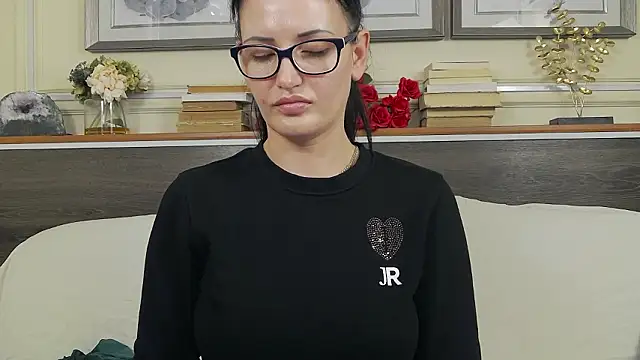 HellenDesireのライブXXXチャット