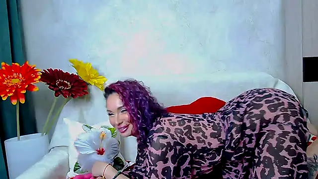 Darina_MonclieのライブXXXチャット