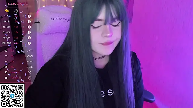 Chat +18 de SelenaCute ao vivo