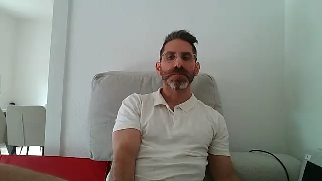 Chat +18 de alcatraz009 ao vivo